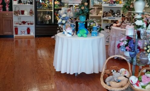 Hood's Florist & Gifts