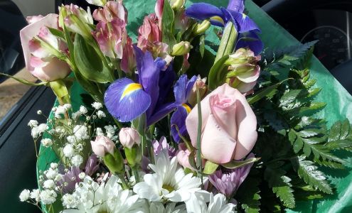 Garland's Flower & Gifts