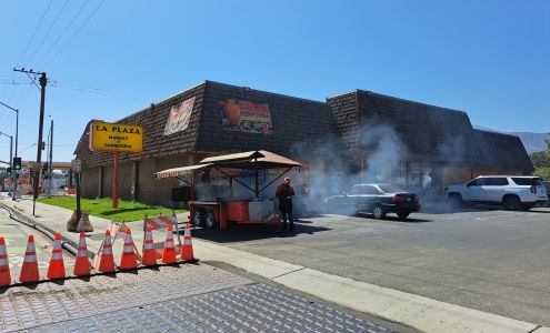 Carniceria Y Mercado La Plaza market