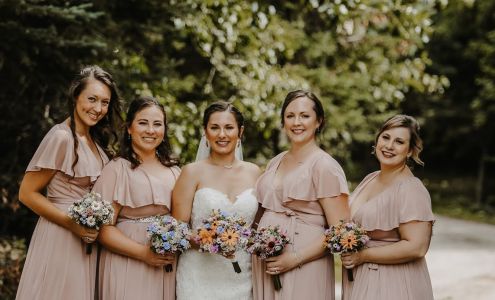 Abundance Acres Wedding Flowers