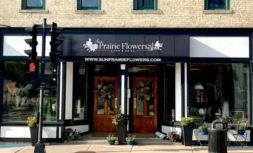 Sun Prairie Flowers by Hen & Chick