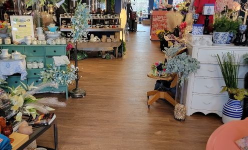 Avalon European Floral