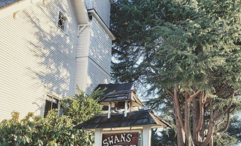 A Chapel on Swans Trail