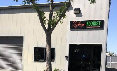 AMOUR Florist & Bridal