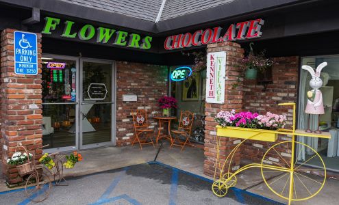 Kenneth Village Flowers, Chocolates and Gifts by LiliArt Design Studio