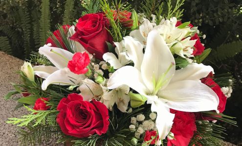 Four Seasons Florist & Gifts