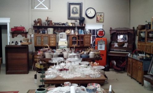 Jim's Antiques