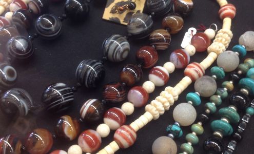 The Clever Hand Gallery