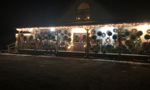 Shelley's Flowers & Gifts Waldoboro