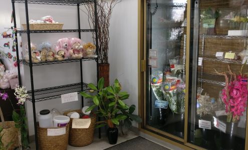 Flo's Min Florists Inc