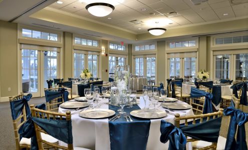 Moss & Magnolias Flowers