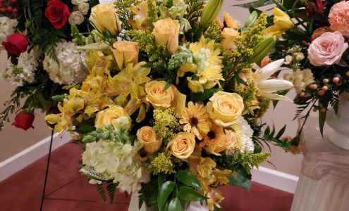 Linda's House of Flowers