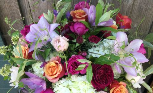 Dragonfly Farm and Floral