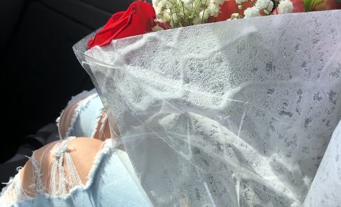 Pulido's Flowers & Gifts