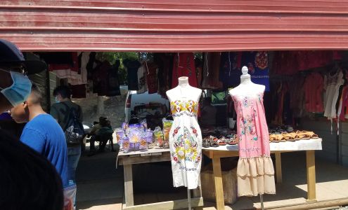 Eleven Acre Flea Market