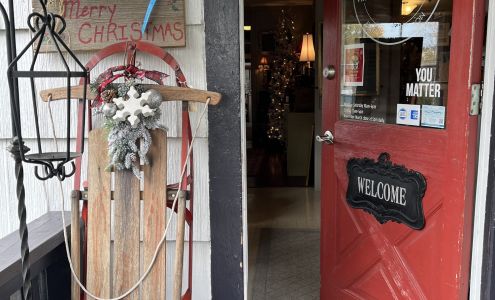 Wade Creek Vintage Marketplace