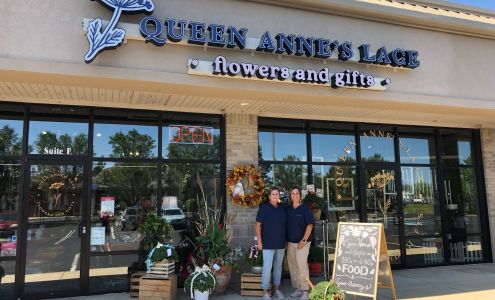 Queen Anne's Lace Flowers & Gifts
