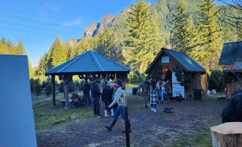 Keith & Scott Tree Farm