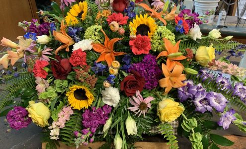 Aurora Greenhouse Floral & Gift