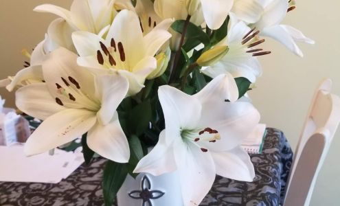 Helen's Florist & Garden Center