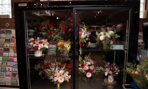 Reynolds Floral Market