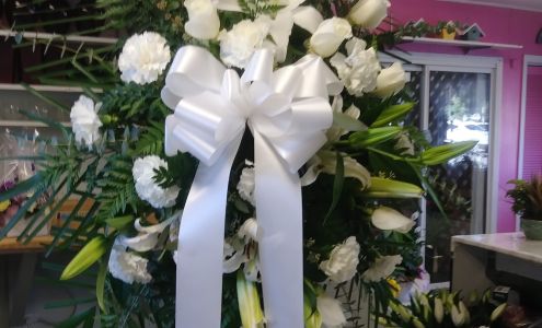 Dale's Flowers From The Heart