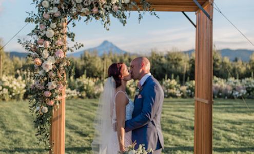 Trellis Fresh Flowers & Gifts Bingen