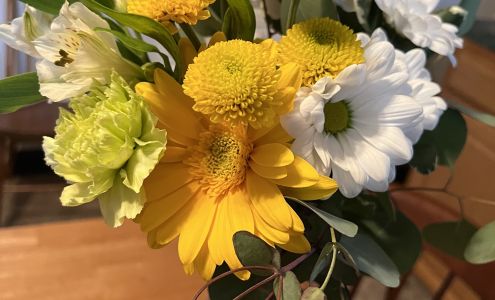 Flo's Floral And Gift Shop Homer City