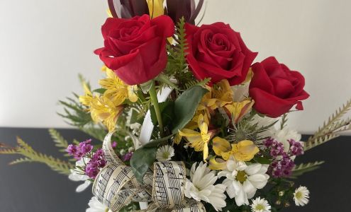 House of Flowers & Gifts