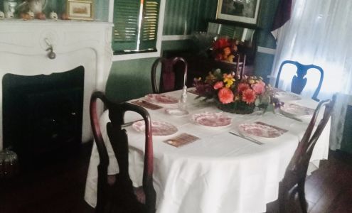 Leary's Florist Since 1928