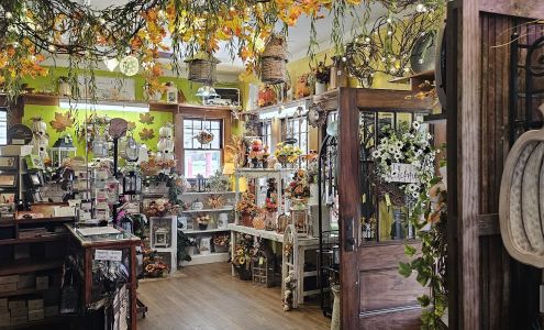 Flowers by Tammy, Weddings, Rentals & Gifts