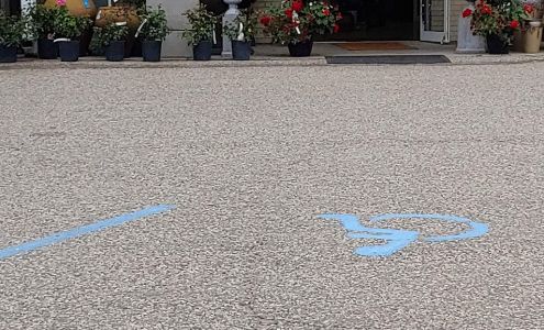 Edgewater Home & Garden