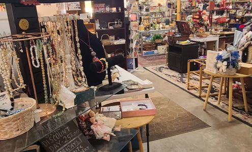 Hodgepodge Thrift Store Flagstaff