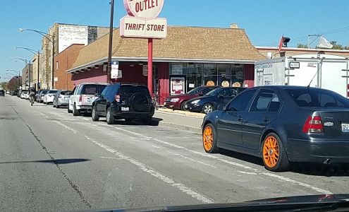 Village Discount Outlet