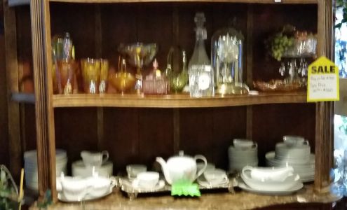 Cedar Lake Resale and Antiques