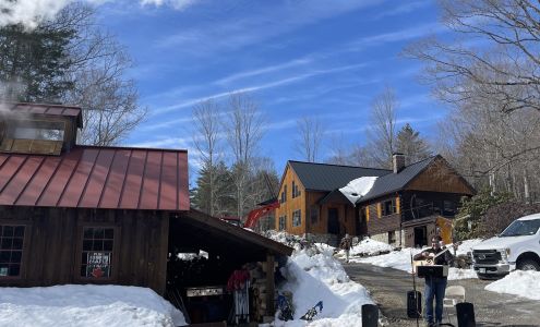 Pfeil Family Maple Farm Lyndeborough