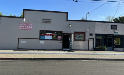 Benton MARKET Santa Rosa