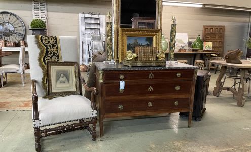 Maison de France Antiques