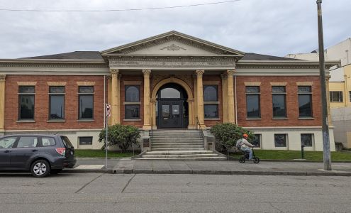 Morris Graves Museum of Art