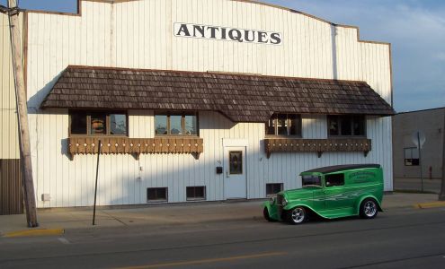 Royal Oaks Antiques