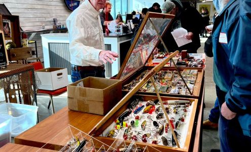 Scarce Collectibles & Antiques