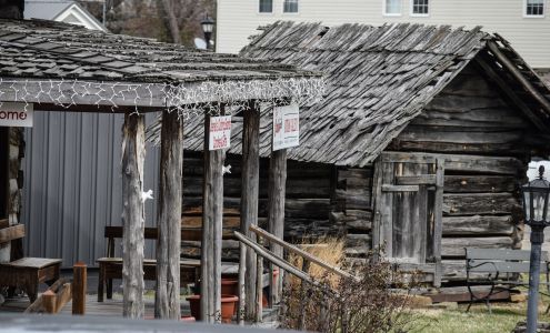 The Cabin of Old Town Artisan Gallery