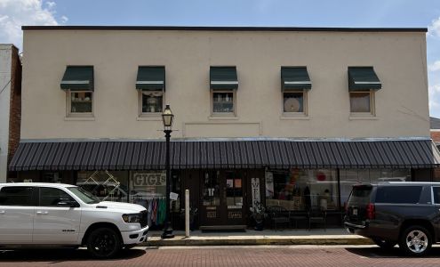 Gigi's gifts galore & more