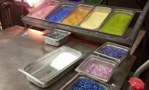 Luke Adams Glass Blowing