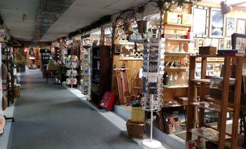 The Market Barn & MB Deli