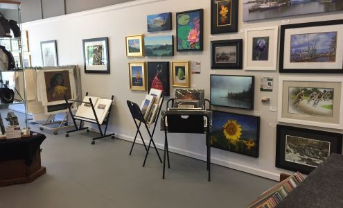 Pop Revolution Gallery & Framing