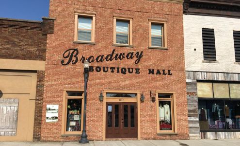 Broadway Boutique Mall