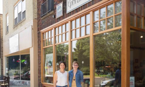 Ephraim Pottery Studio & Gallery