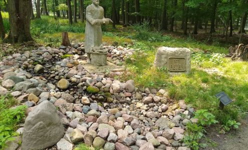 James Tellen Woodland Sculpture Garden