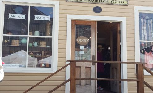 Jan Mc Gregor Studio & Antique